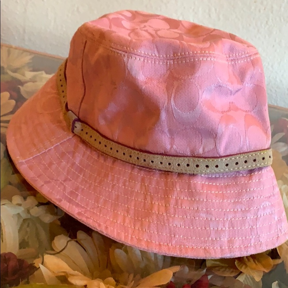 Coach hat